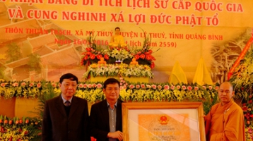 Chùa Hoằng Phúc (Quảng Bình) đón nhận Bằng Di tích lịch sử quốc gia