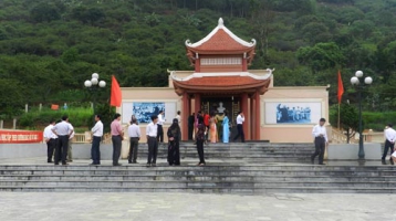 Viếng thăm di tích nơi Bác Hồ thăm Mộc Châu – Sơn La